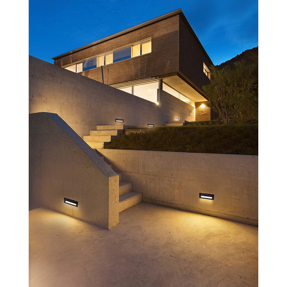 Newport LED Exterior Recessed, image size:1000x1000