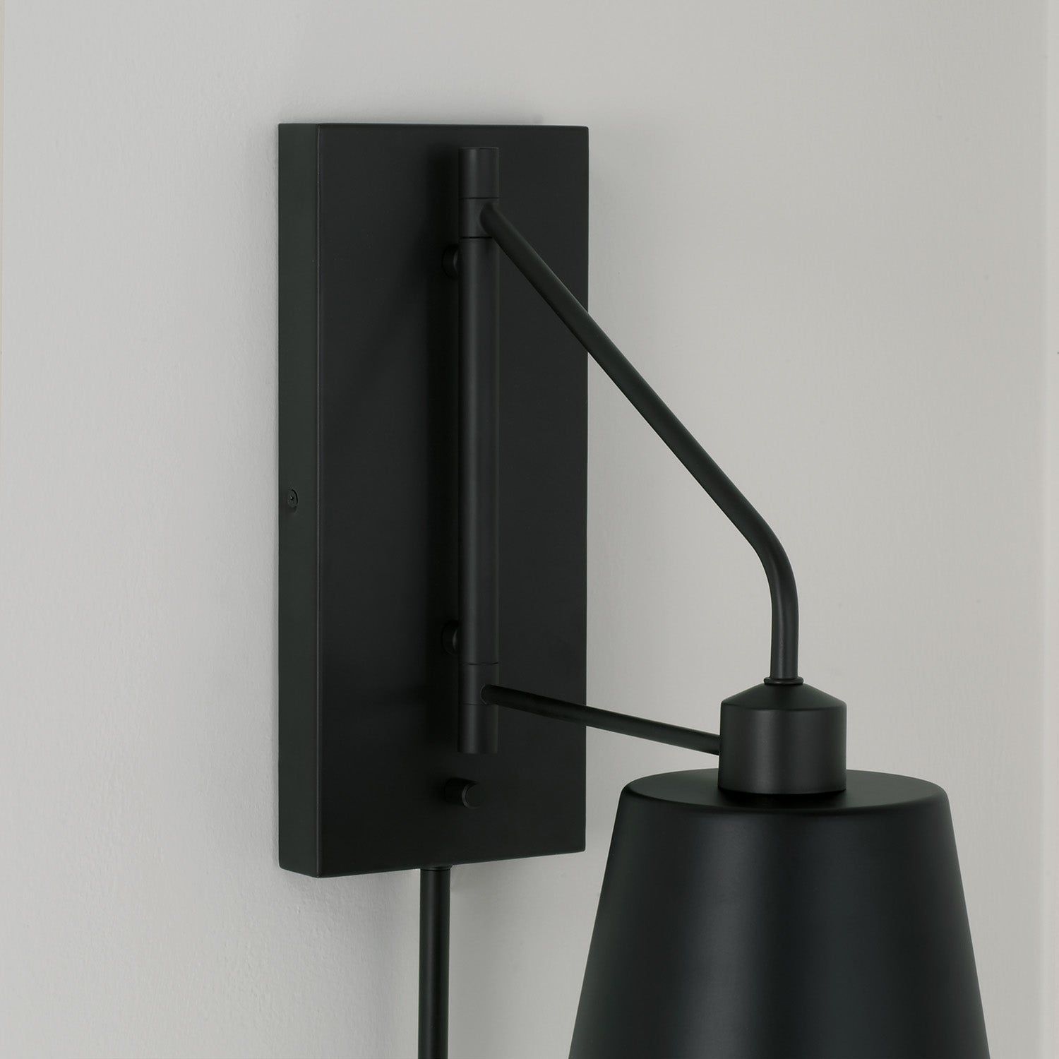 Alden 1-Light Sconce