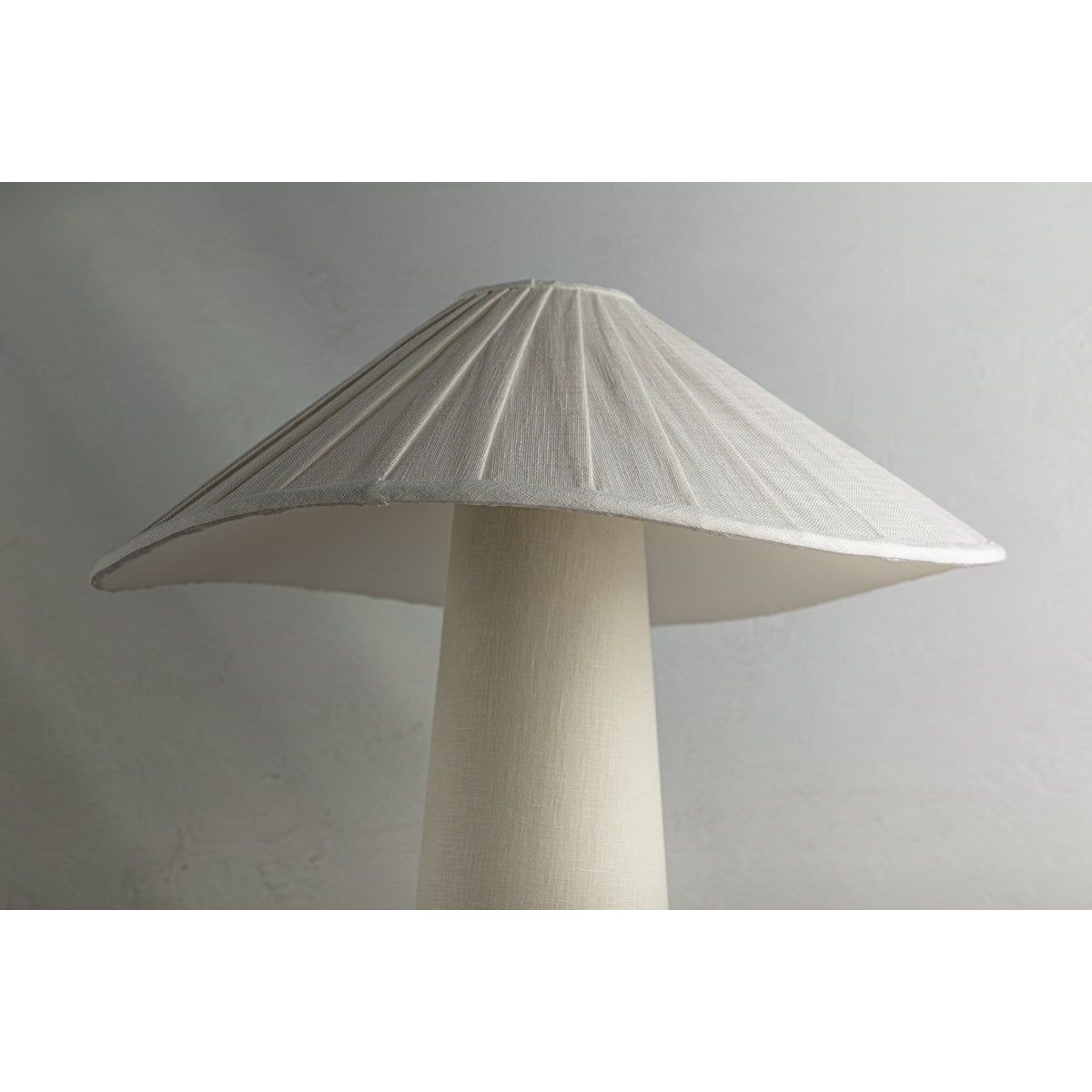 Chanterelle 1-Light Table Lamp