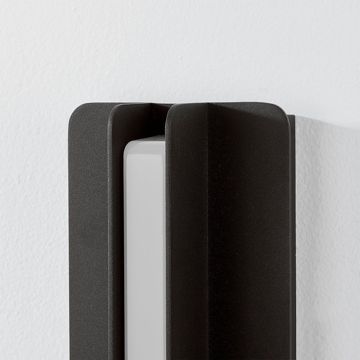 Dune 1-Light Wall Sconce