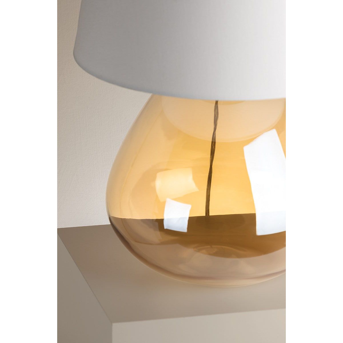 Thea 1-Light Table Lamp
