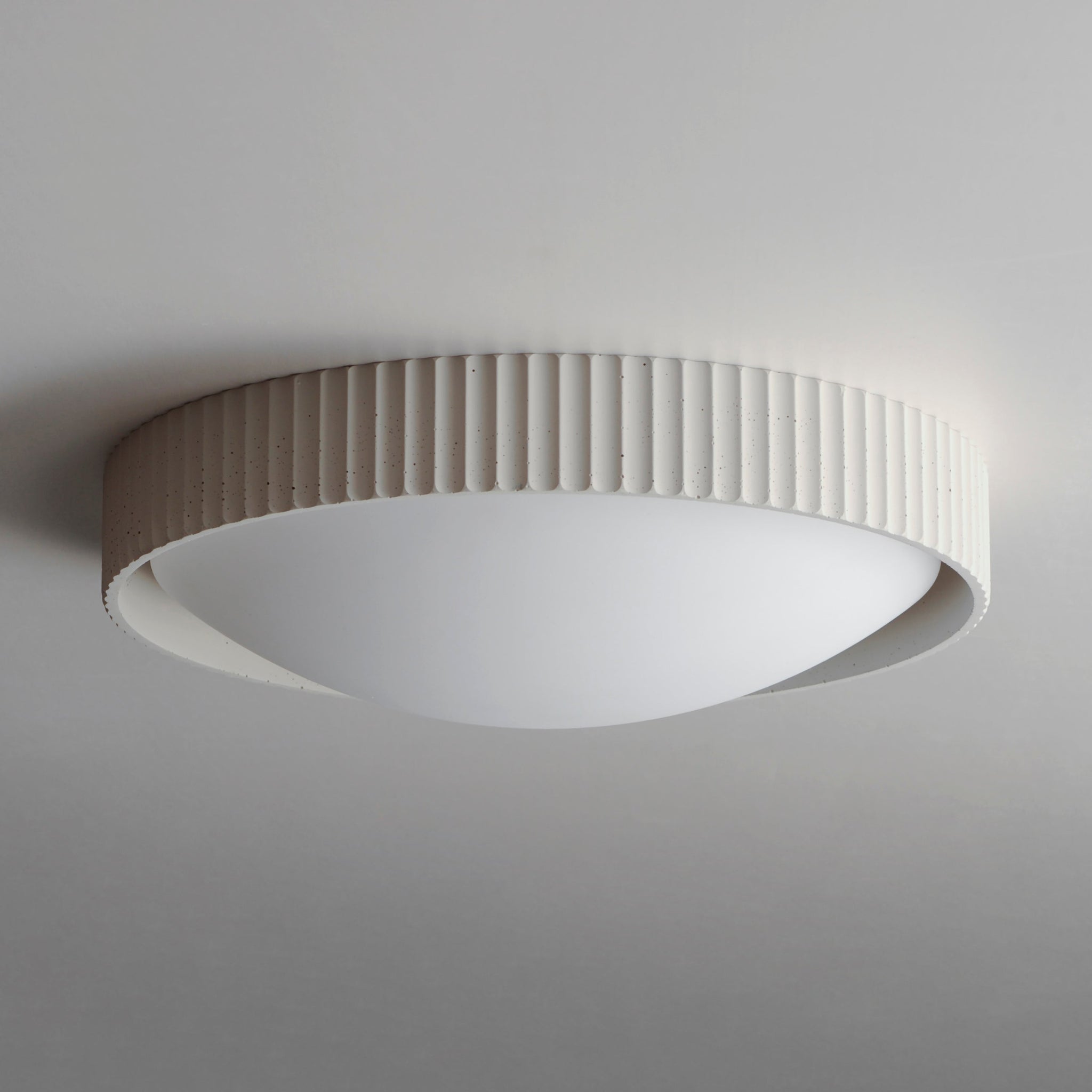 Souffle 18" LED Flush Mount