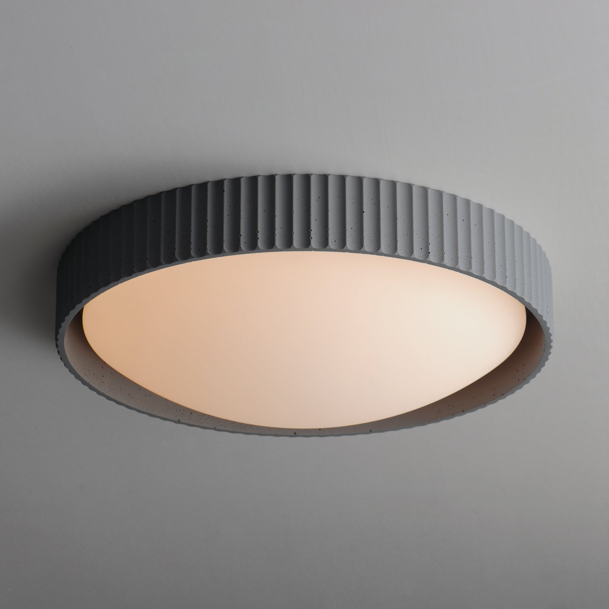 Souffle 18" LED Flush Mount