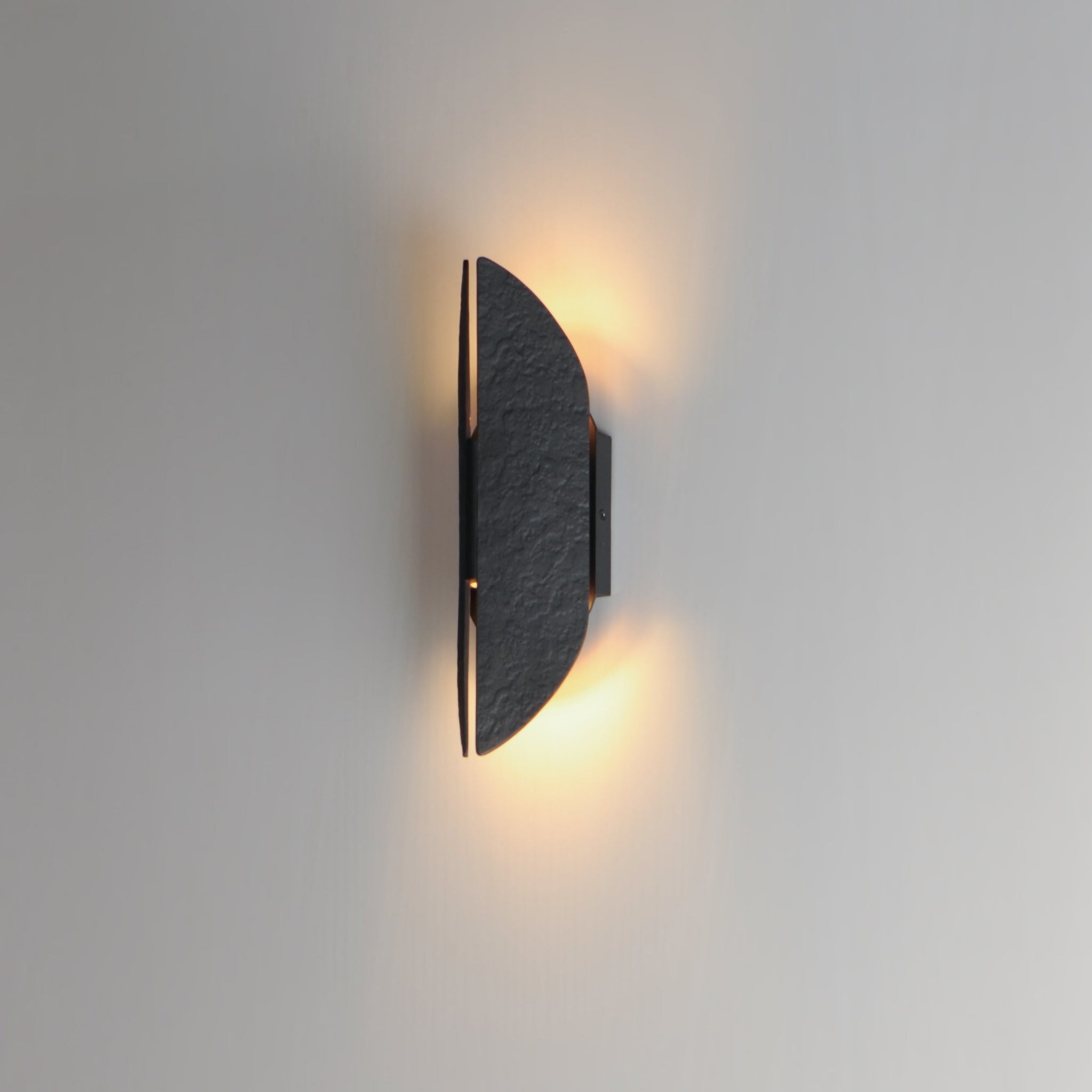 Tectonic 14" LED Outdoor Wall Light