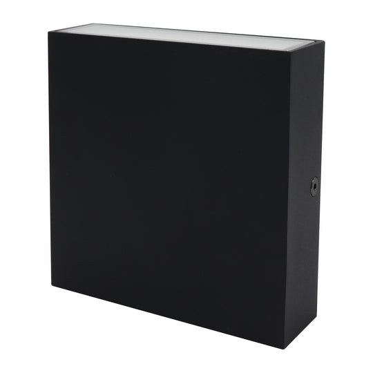 Emery 15W Outdoor Wall Sconce