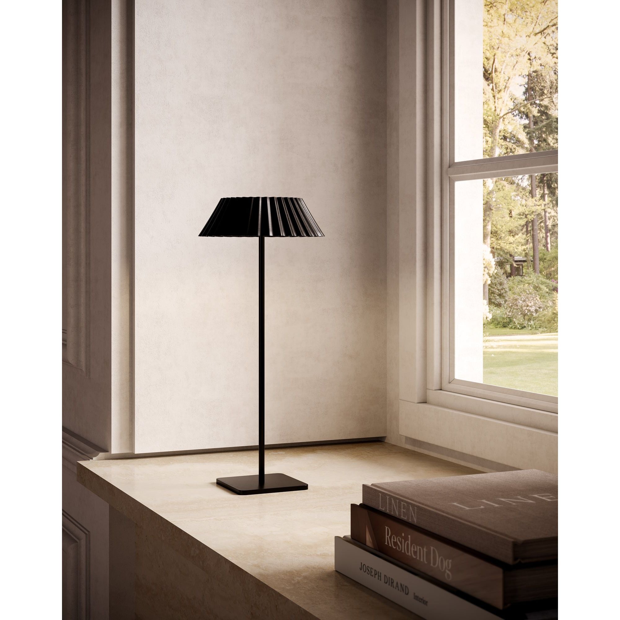 Pela 6" LED Table Lamp