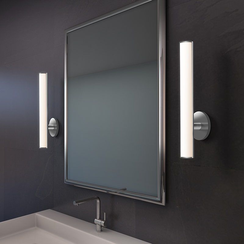 Bauhaus Columns 32" LED Bath Bar