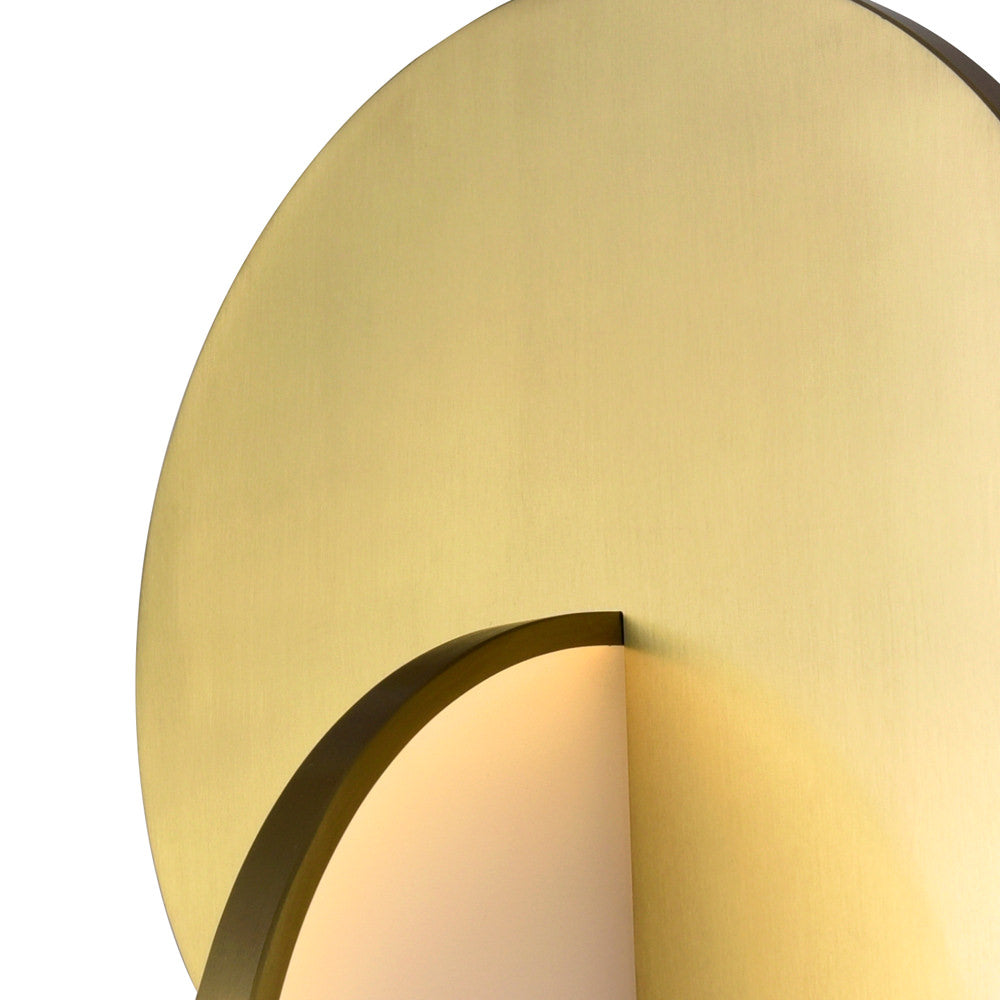 Tranche Linear Suspension Brushed Brass