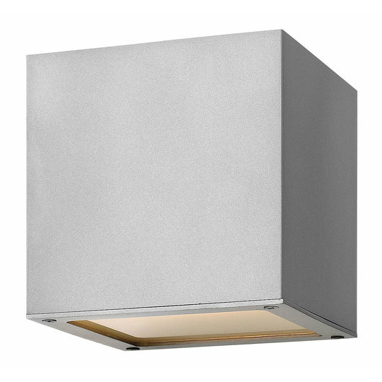 Kube Outdoor Wall Light