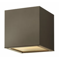 Kube Outdoor Wall Light