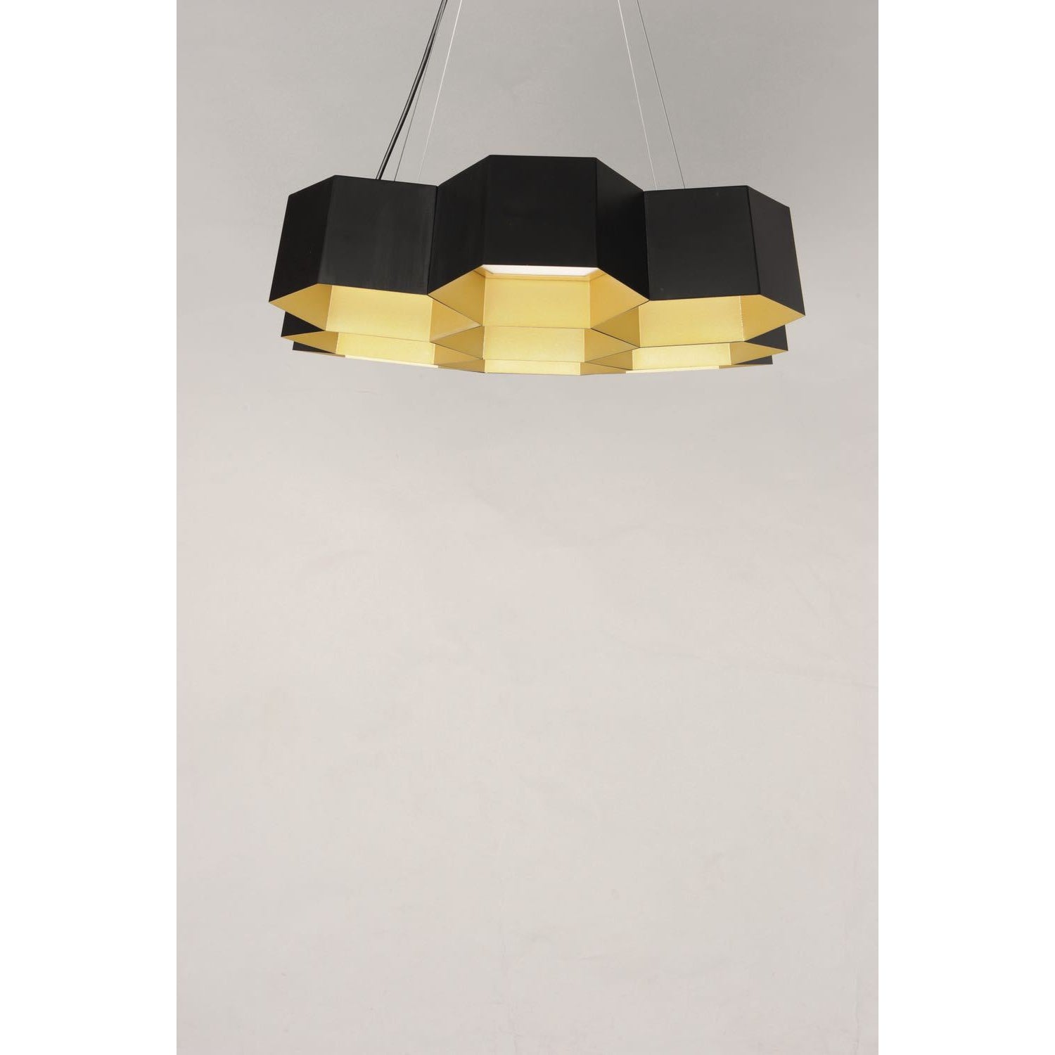 Honeycomb Pendant Black / Gold