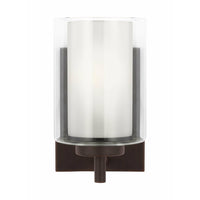 Elmwood Park 1-Light Sconce (with Bulb)