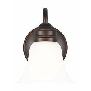 Gladstone 1-Light Sconce (with Bulbs)