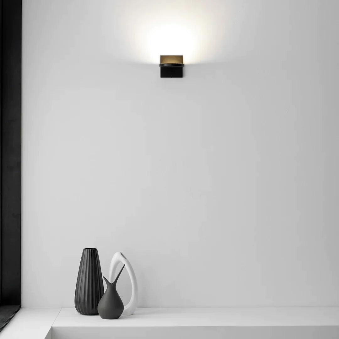 Spectica Wall Sconce