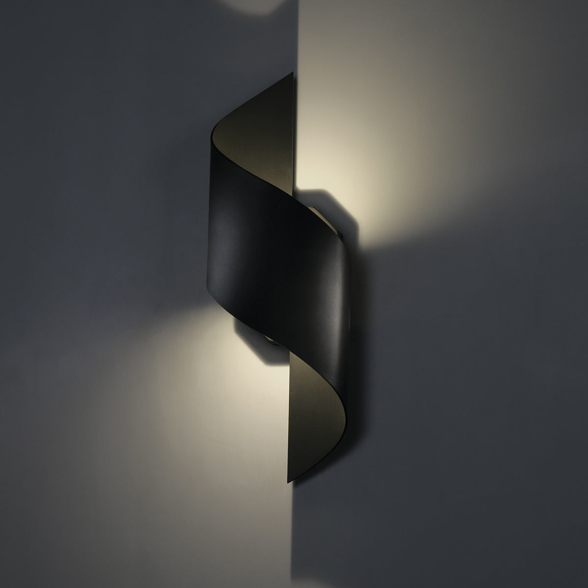 Helix 17" LED Indoor/Outdoor Wall Light