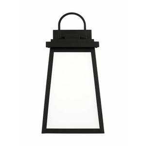 Founders Medium 1-Light Outdoor Wall Light (with Bulb)