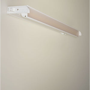 CounterMax MX-L-120-3K LED Strip Light White